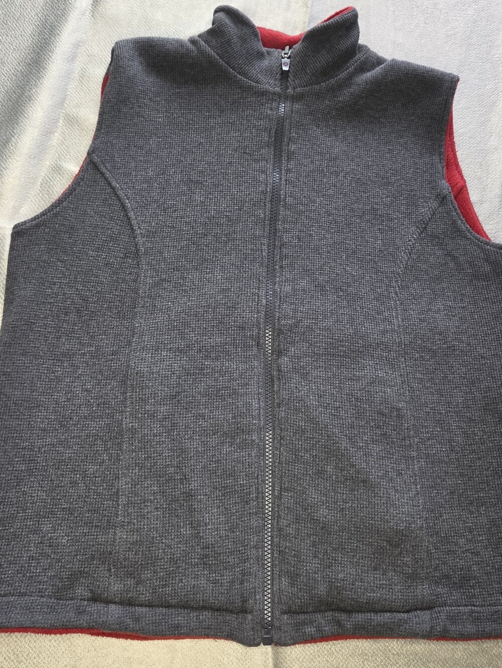 Ruff Hewn Reversible Vest Size M Medium with Contrast Collar - Picture 8 of 8